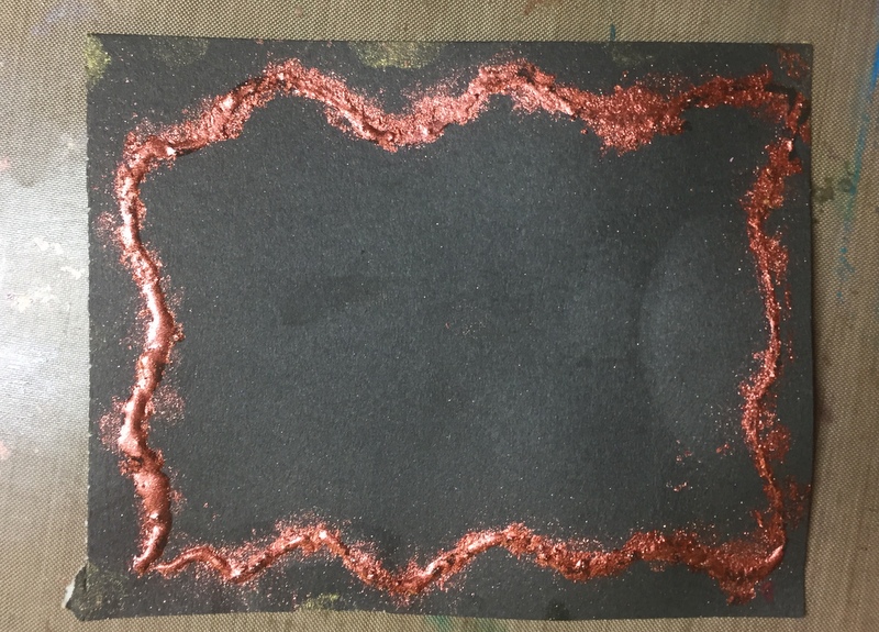 border design made with clear glue and pigment powder